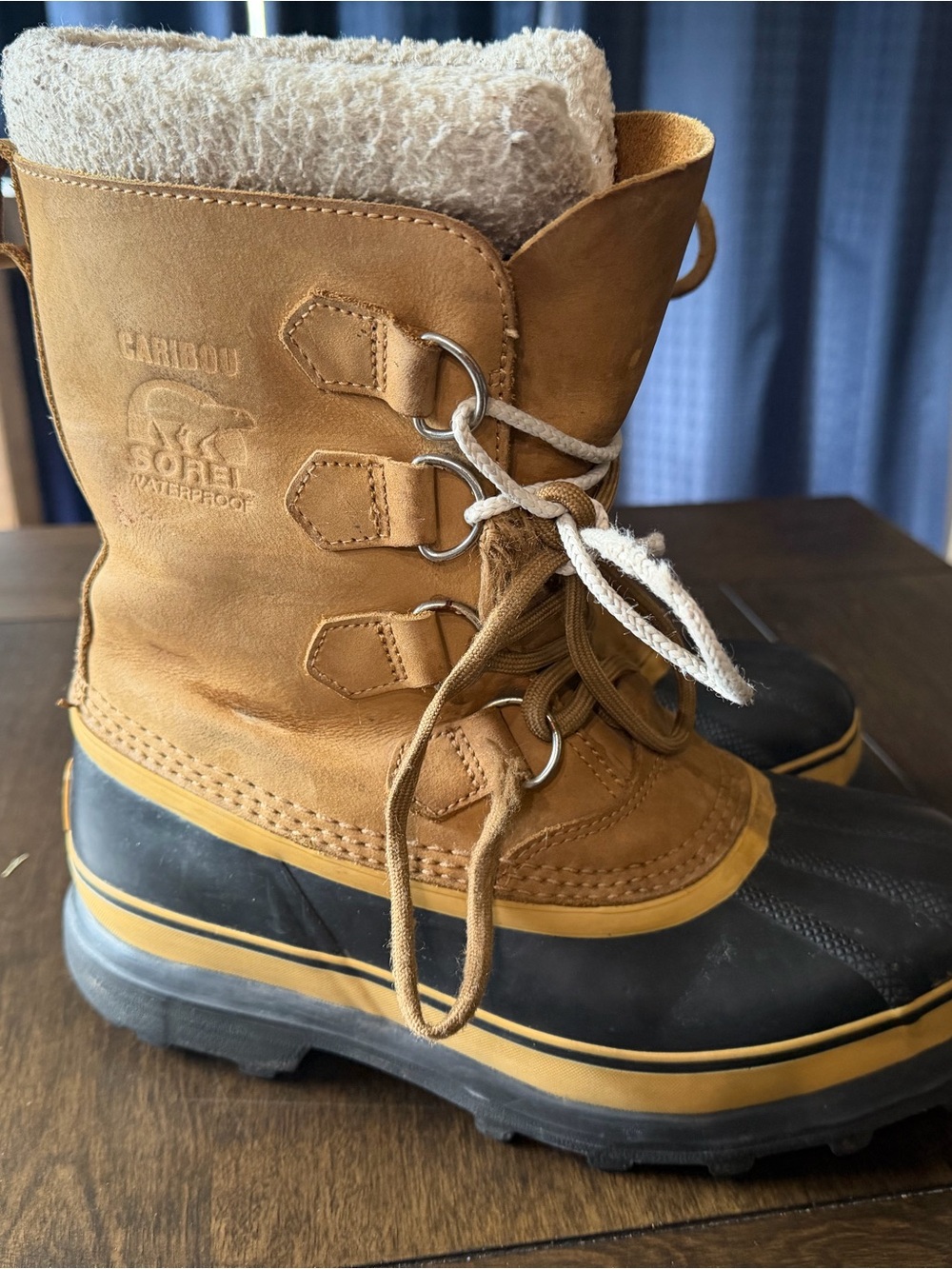 Sorel Caribou Waterproof Women’s Tan and Black Winter Boots